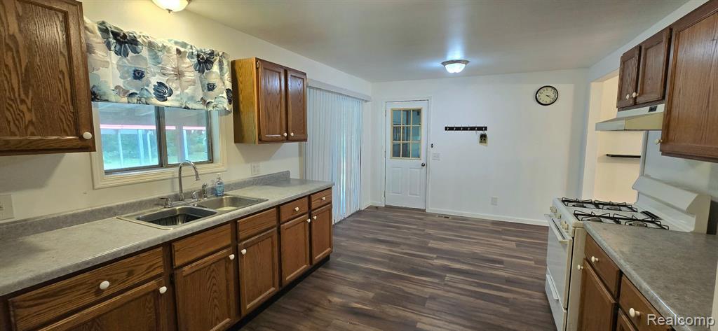 11411 Toma Road, Pinckney, MI 48169 — Photo 22