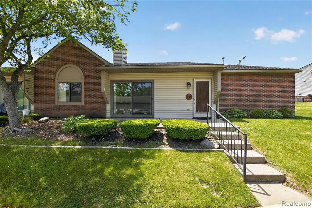 446 Water Tower Circle, Brighton, MI 48116 — front exterior