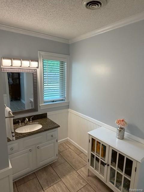 4790 Meridian Road, Williamston, MI 48895 — Photo 9