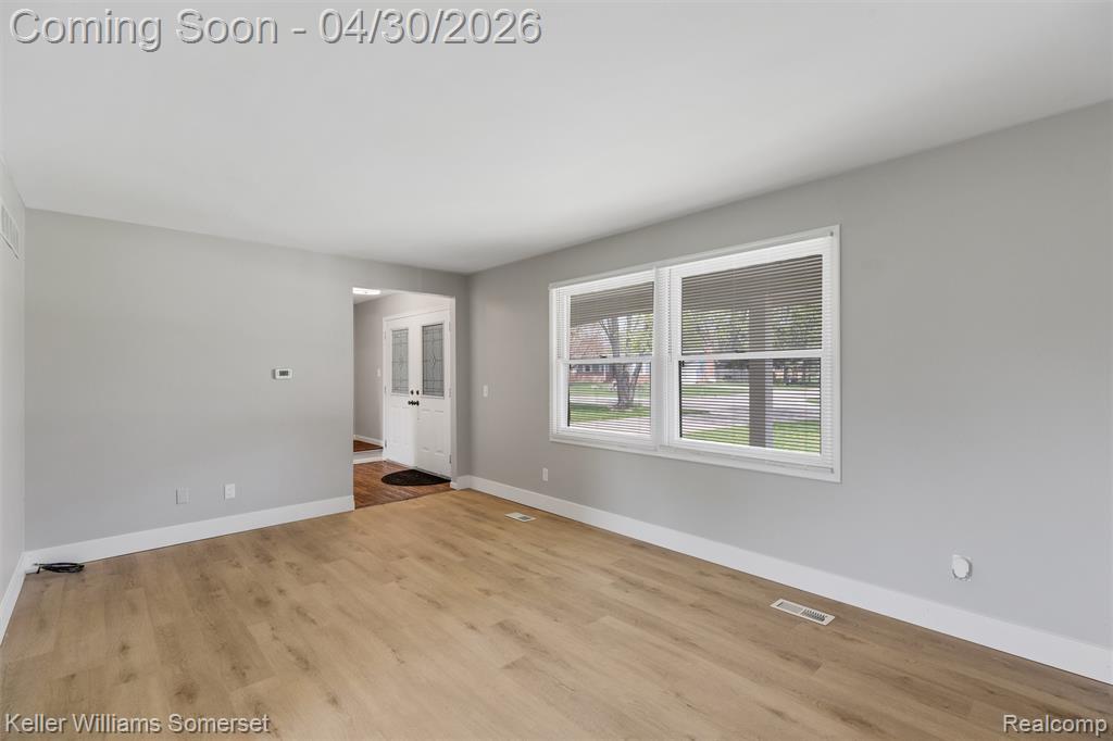 5409 Old Franklin Road, Grand Blanc, MI 48439 — Photo 8