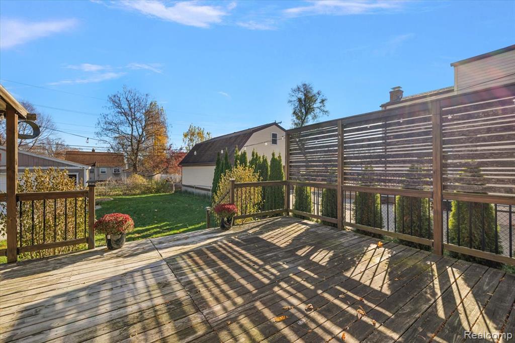 515 S Webik Avenue, Clawson, MI — Photo 48