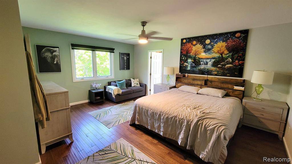 6192 N SHORE Drive, West Bloomfield, MI 48324 — Photo 26