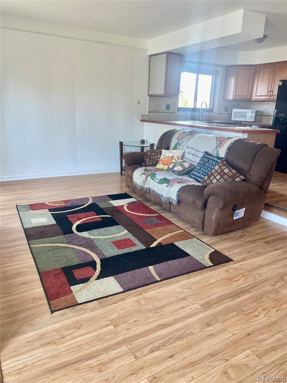 21664 Hall Road, Woodhaven, MI 48183 — Photo 14