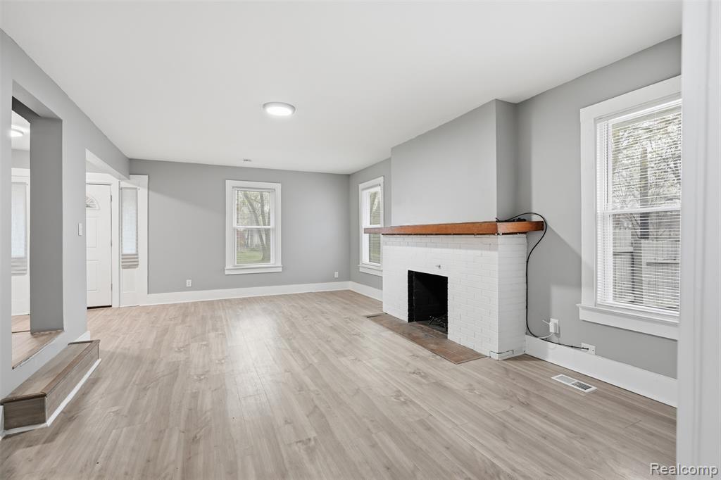 16614 Sunderland Road, Detroit, MI 48219 — Photo 11