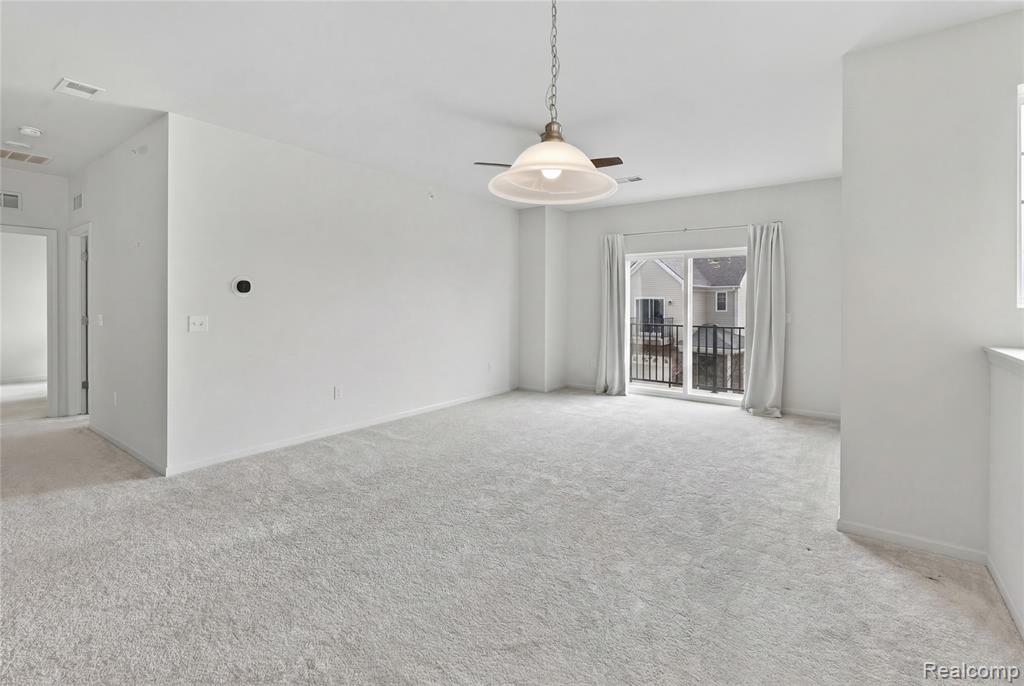 9812 Ridge Run, 55, Howell, MI 48855 — Photo 11