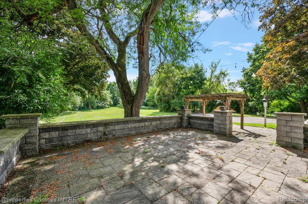 47133 W 9 Mile Road, Novi, MI — Photo 53