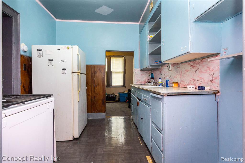 957 Park Avenue, Lincoln Park, MI 48146 — Photo 10