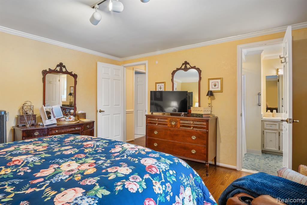 53800 WOODBRIDGE Drive, Shelby Twp, MI 48316 — Photo 14