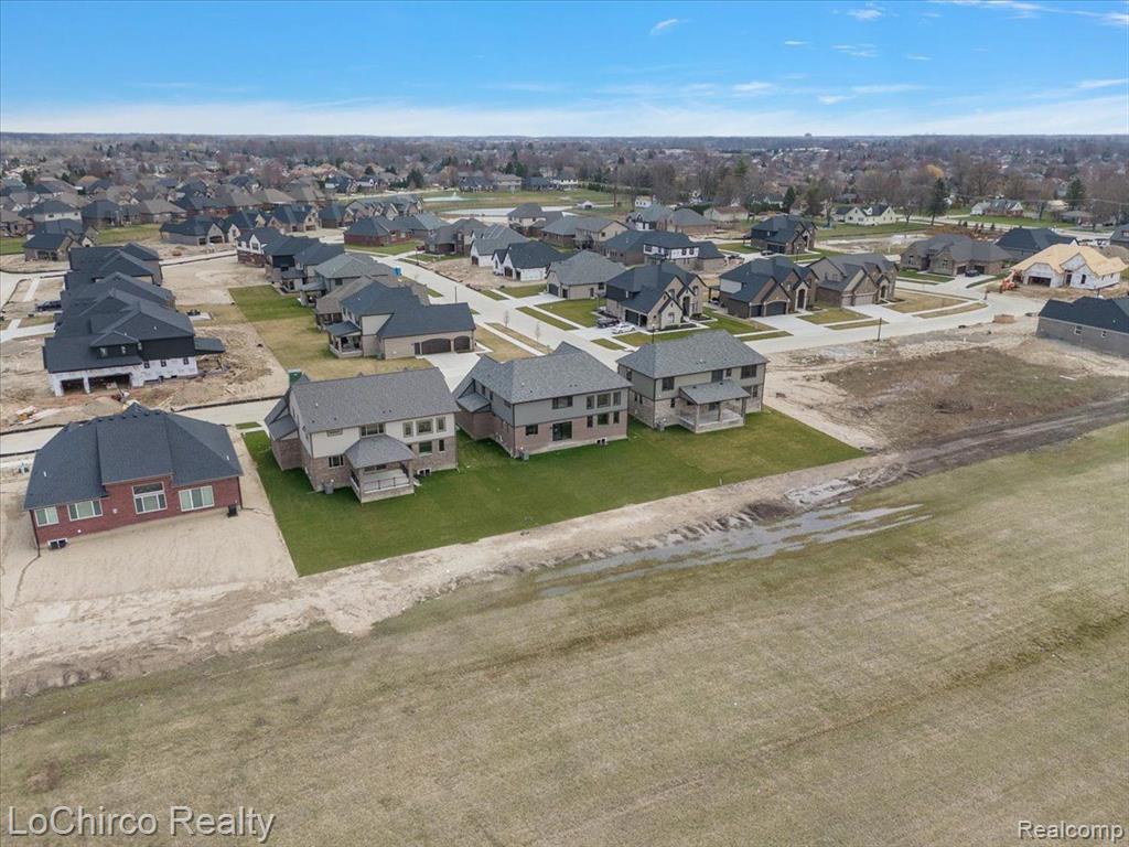 49355 LANGFORD Drive, Macomb, MI 48044 — Photo 40