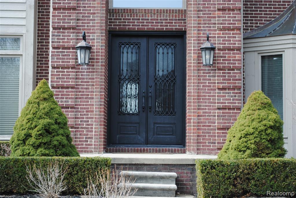 1271 Tulberry Circle, Rochester, MI 48306 — Photo 3