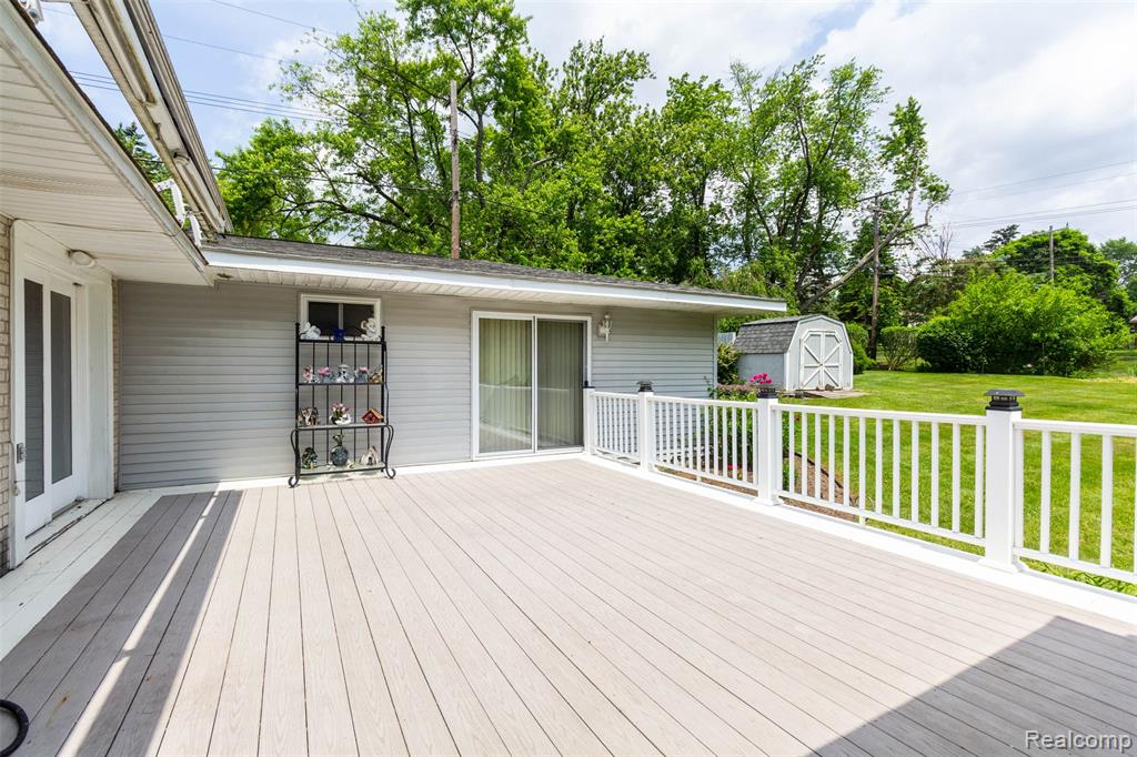 772 Robbinann Drive, Waterford, MI 48328 — Photo 39