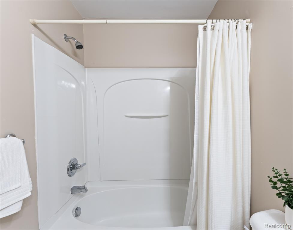 3522 Eagle Creek, Utica, MI 48317 — Photo 14