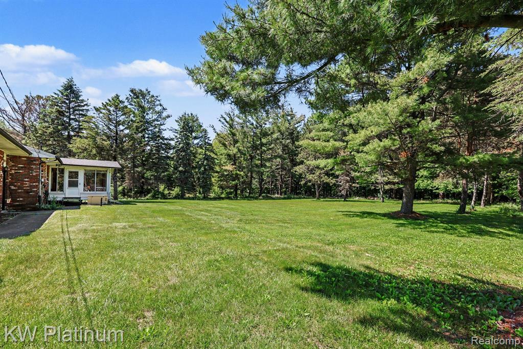 9474 Bartel Road, Columbus, MI — Photo 27