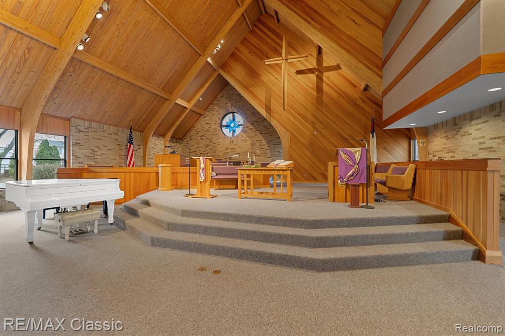 26701 JOY Road, Dearborn Heights, MI 48127 — Photo 11