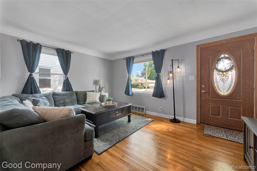 501 E Sunnybrook Drive, Royal Oak, MI 48073 — Photo 5