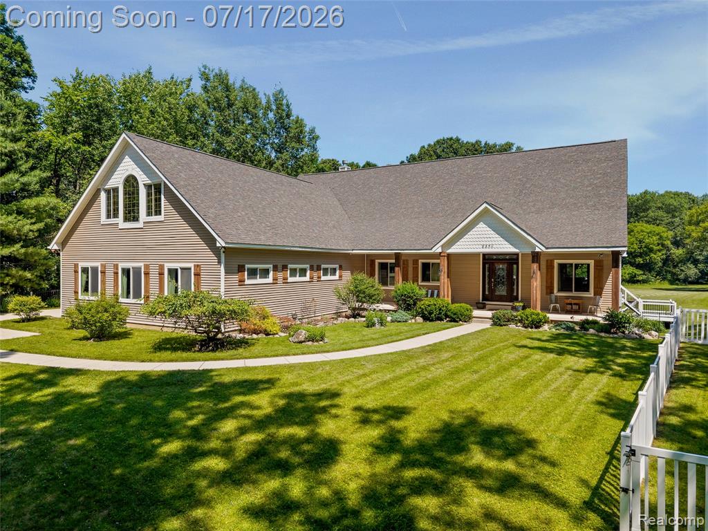 8250 Rattalee Lake Road, Clarkston, MI 48348