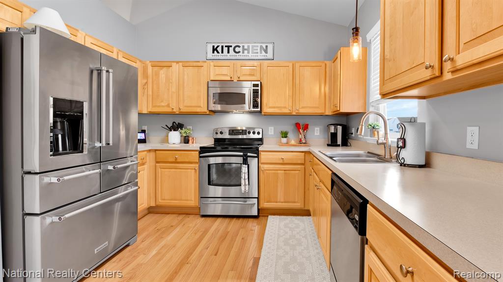 9634 Wexford Drive, Ypsilanti, MI 48198 — Photo 8