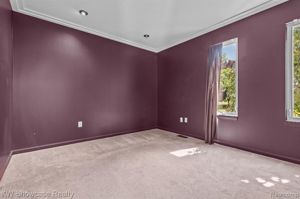 6255 WHISPERING MEADOWS Drive, White Lake, MI 48383 — Photo 28