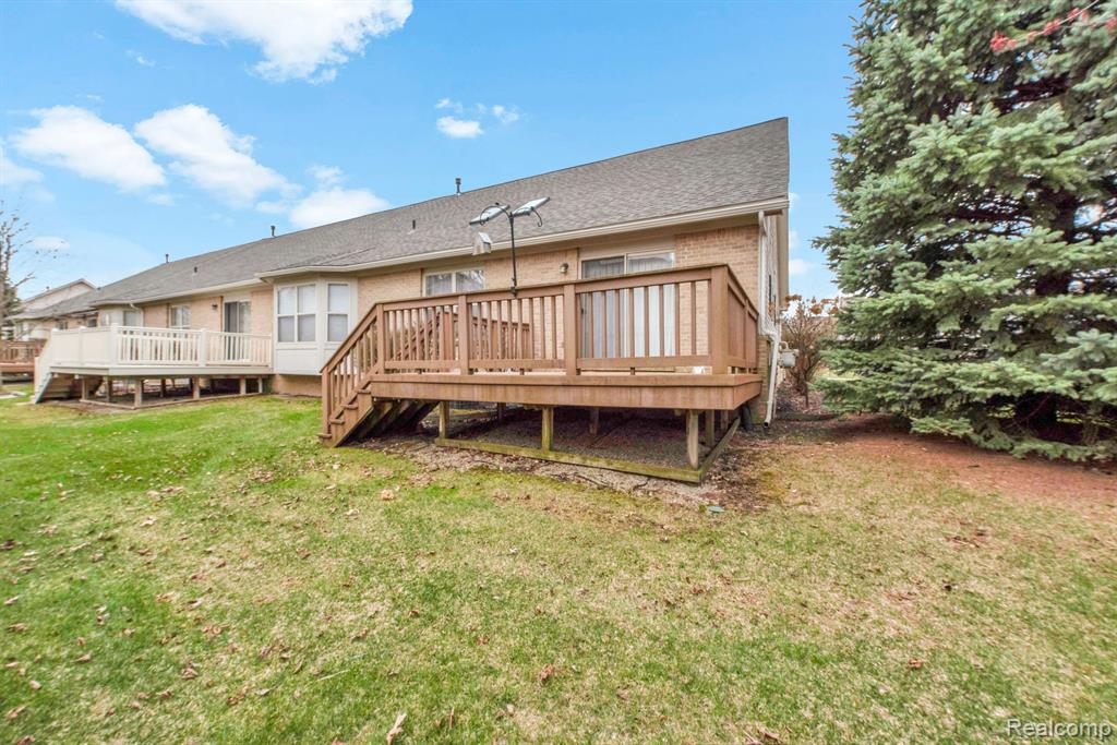 23778 ASHLEY Drive, Flat Rock, MI 48134 — Photo 26