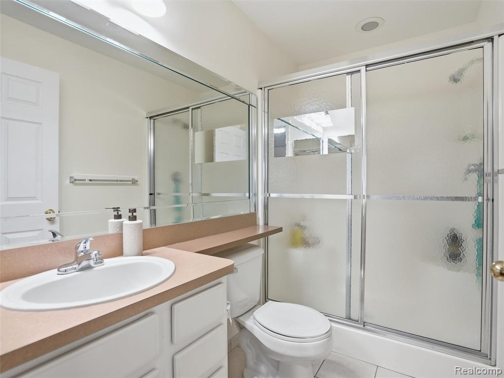12410 Noonan Court, Utica, MI 48315 — Photo 10