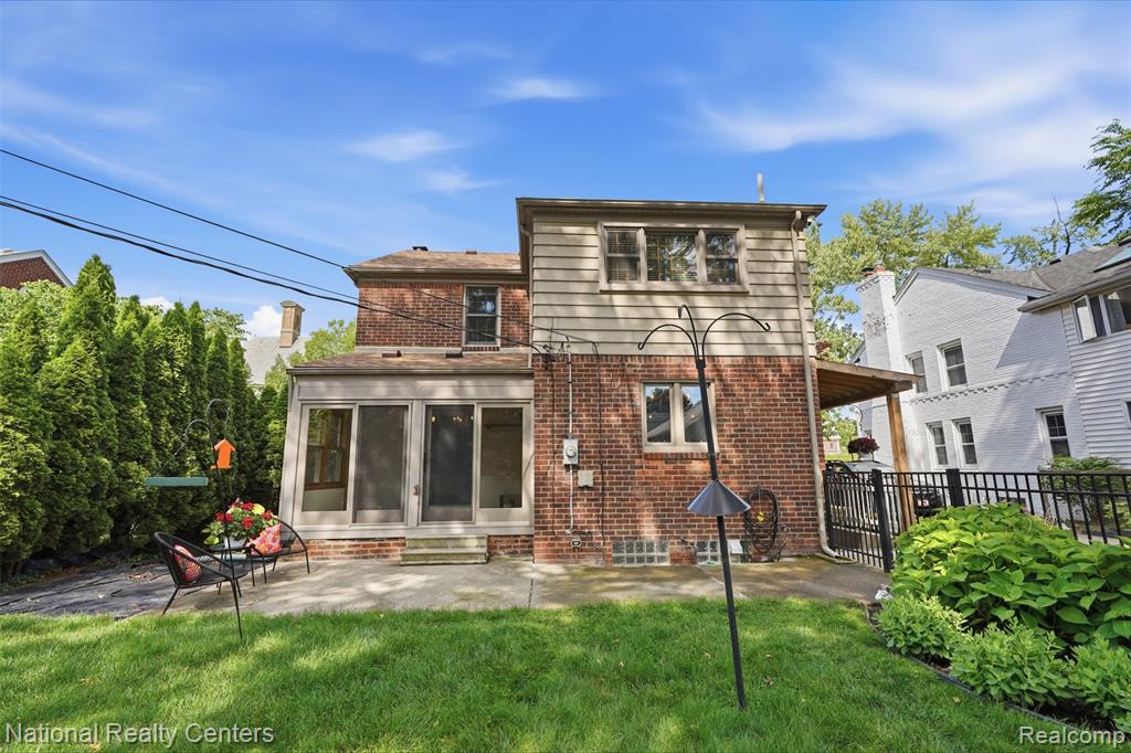 169 McKinley Avenue, Grosse Pointe Farms, MI 48236 — Photo 46