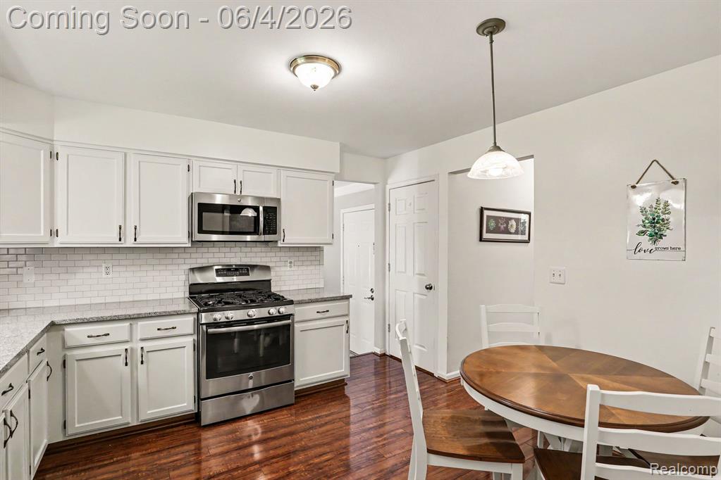 6917 Chesterfield, Waterford, MI 48327 — Photo 8