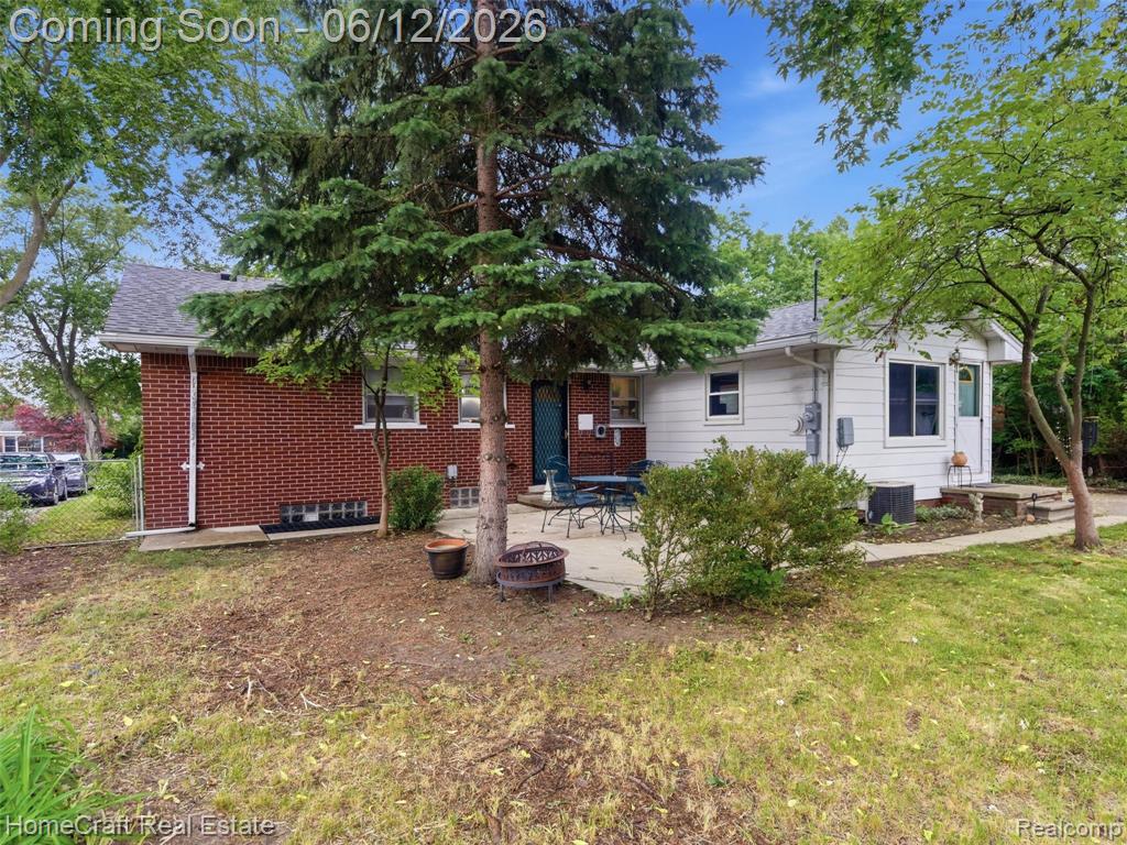 1775 N GULLEY Road, Dearborn Heights, MI 48127 — Photo 36