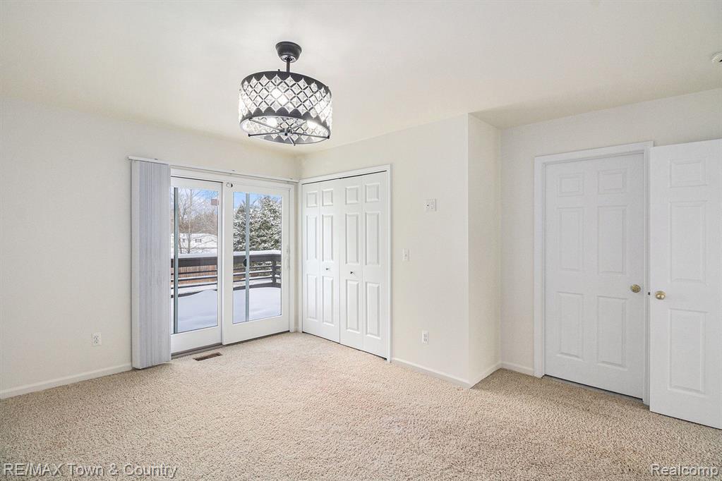 6479 E PIERSON Road, Flint, MI 48506 — Photo 11
