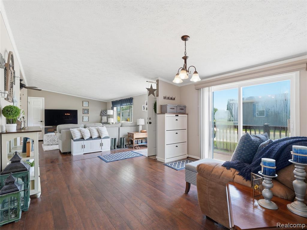 9695 Bloomsbury Circle, Northville, MI 48167 — Photo 5