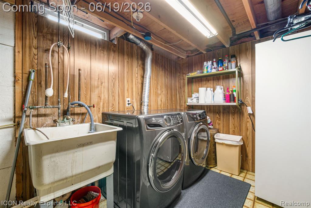 39738 Day Drive E, Clinton Twp, MI 48038 — Photo 41