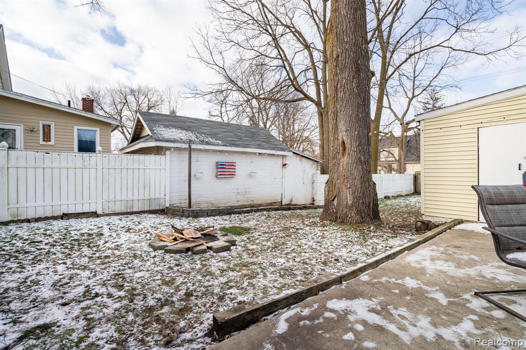 271 FAIRGROVE Street, Romeo, MI 48065 — Photo 18