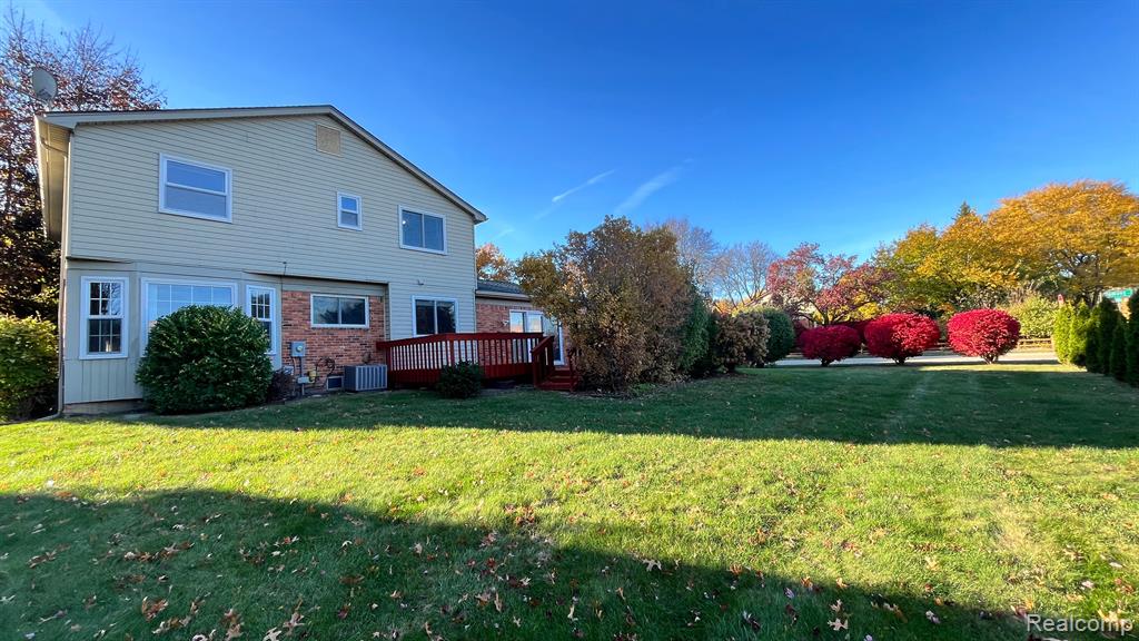 2852 MAYFAIR Drive, Troy, MI 48084 — Photo 39