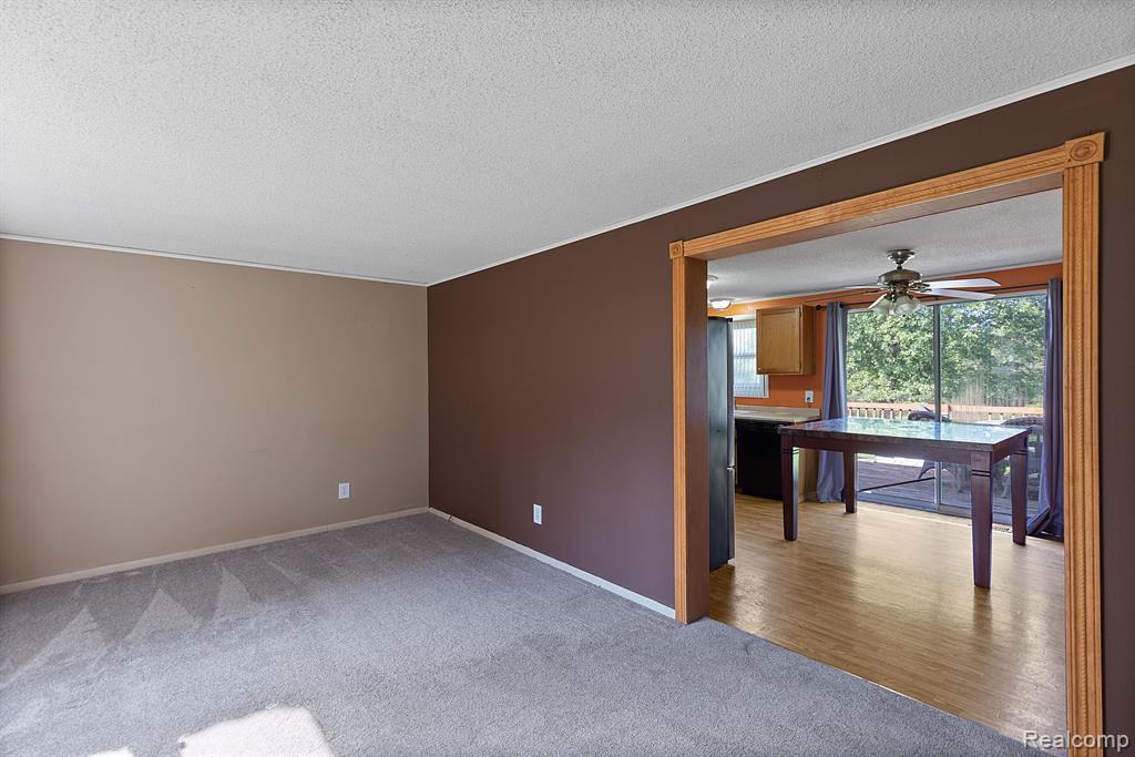 4375 WEST Street, Leonard, MI 48367 — Photo 4