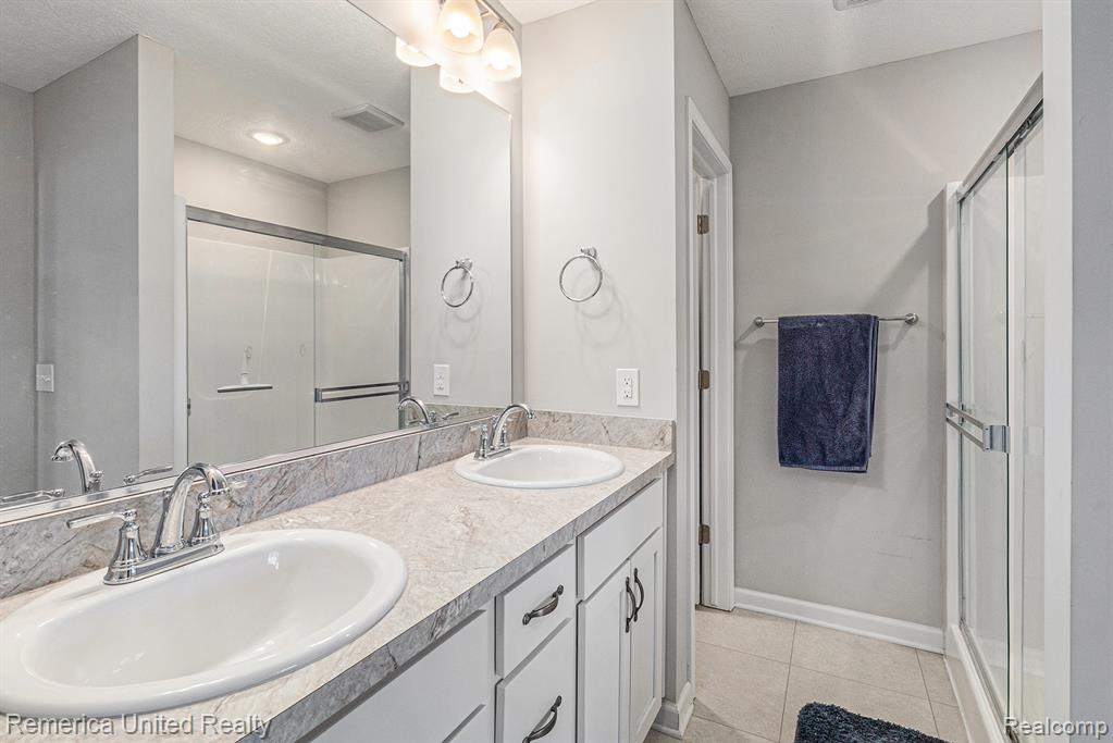 631 Grafton Lane, Howell, MI 48855 — Photo 15