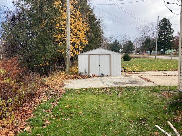 4674 MAIN Street, MI — Photo 6