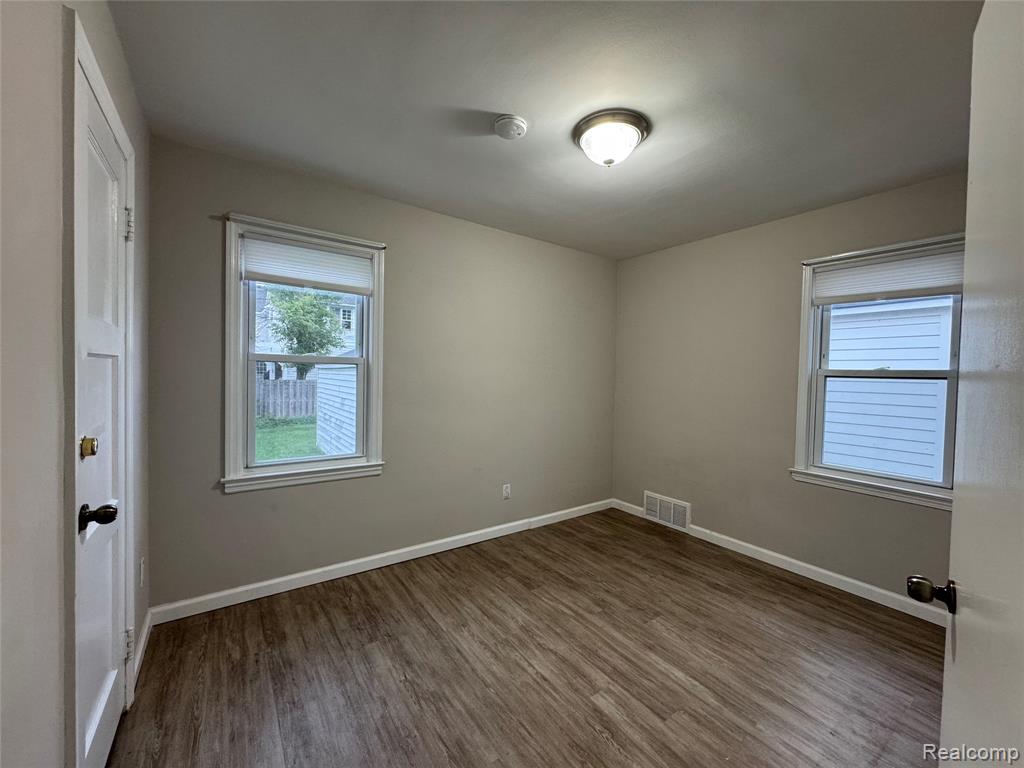 443 E Southlawn Boulevard, Birmingham, MI 48009 — Photo 4