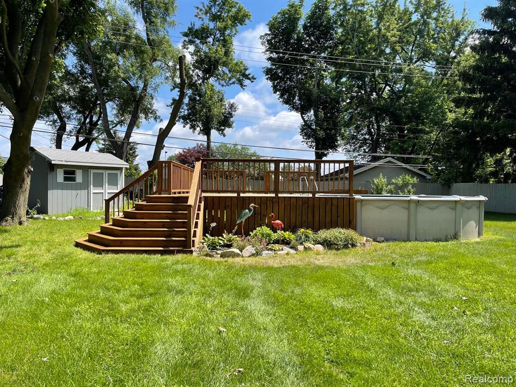 895 GLASPIE Road, Oxford, MI 48371 — Photo 44