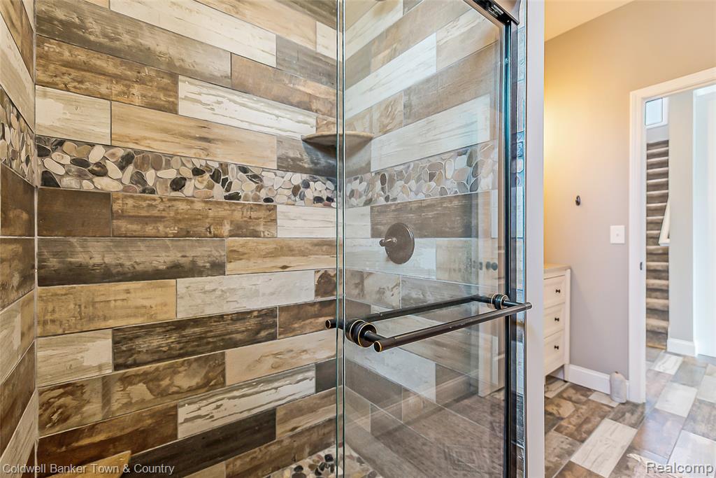 11634 Island Court, Hartland, MI 48353 — Photo 33