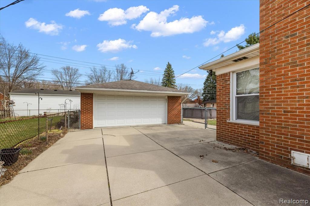 9364 Colorado Street, Livonia, MI 48150 — Photo 5