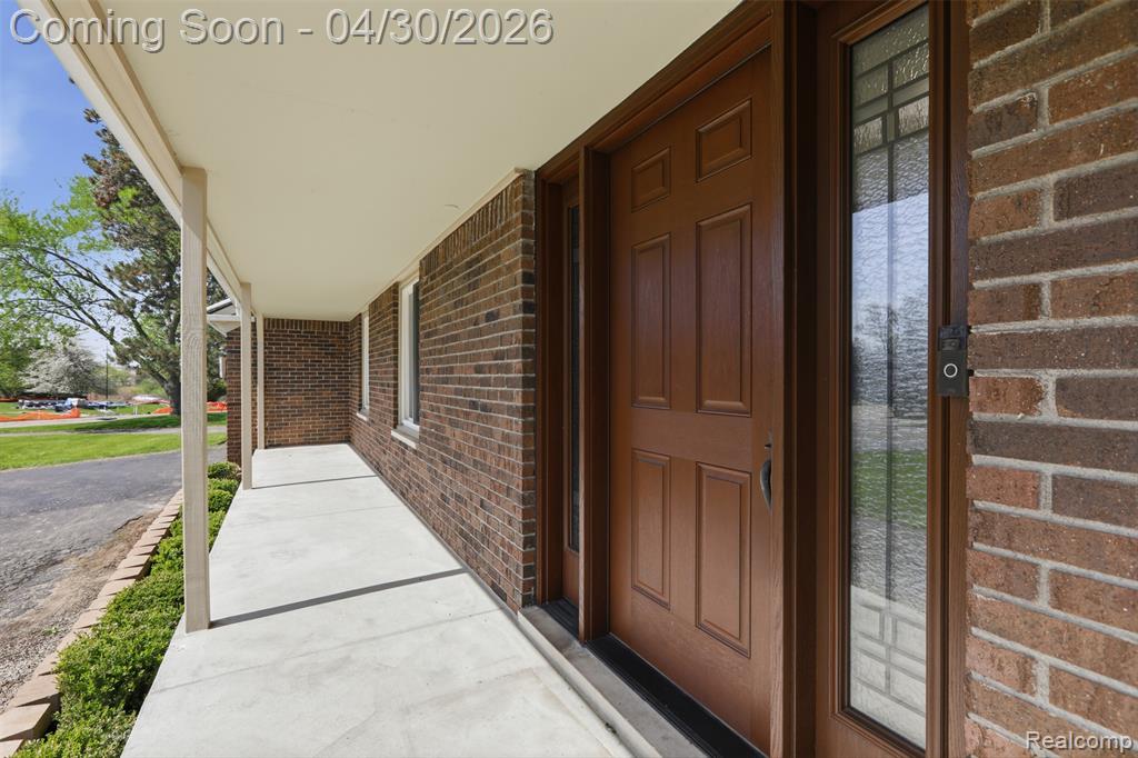 7978 Little Farm Lane, West Bloomfield, MI — Photo 48