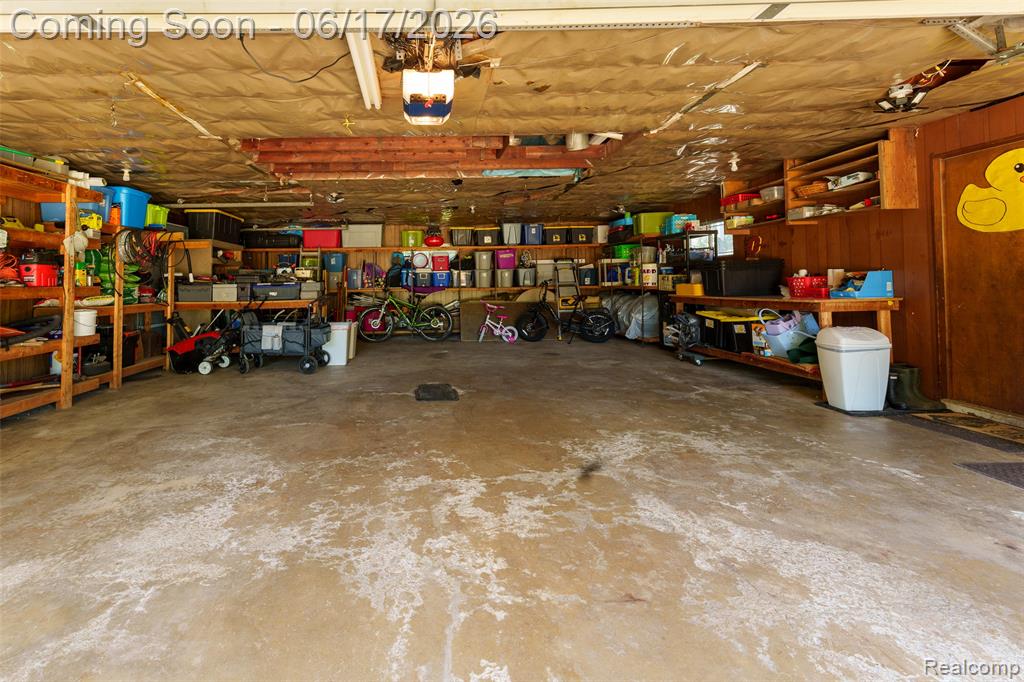 921 E Northfield Avenue, Pontiac, MI 48340 — Photo 27