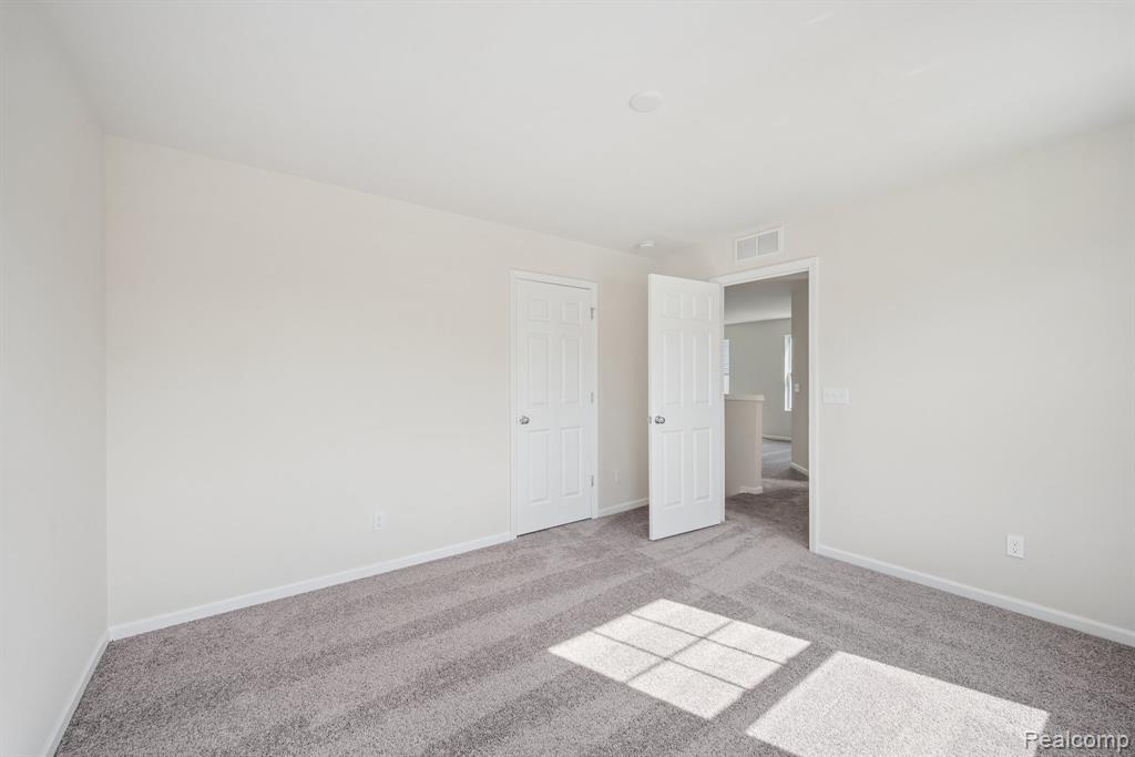360 Hidden River W, Holly, MI 48442 — Photo 15