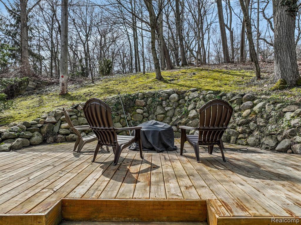 4985 MOHAWK Avenue, Clarkston, MI 48348 — Photo 8