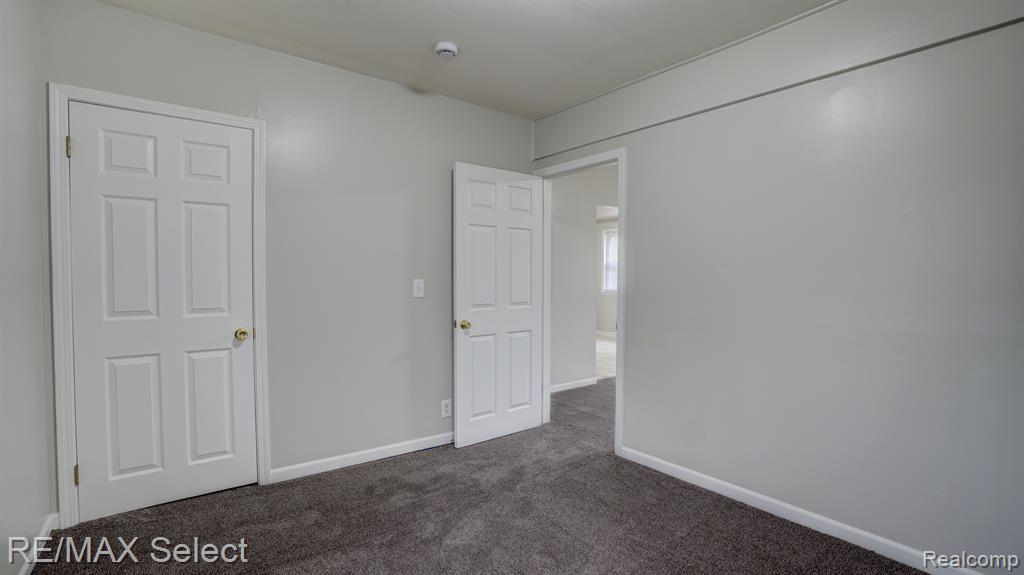 837 Crawford Street, Flint, MI 48507 — Photo 22