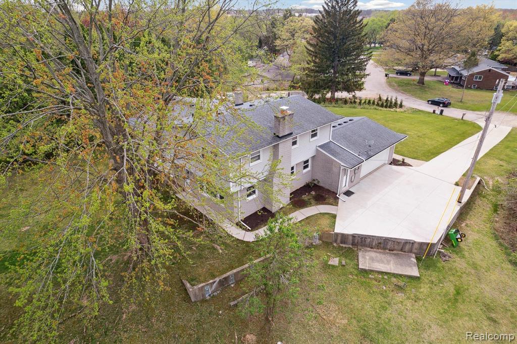 7915 LITTLE FARM Lane, West Bloomfield, MI — Photo 45