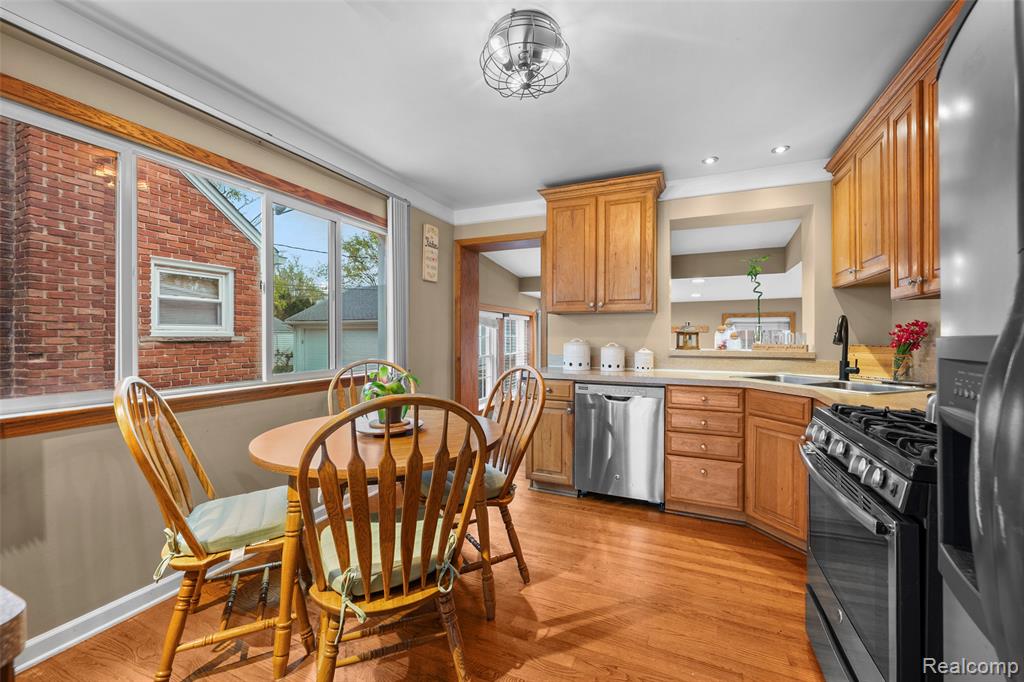 13321 Rosedale Street, Southgate, MI 48195 — Photo 9