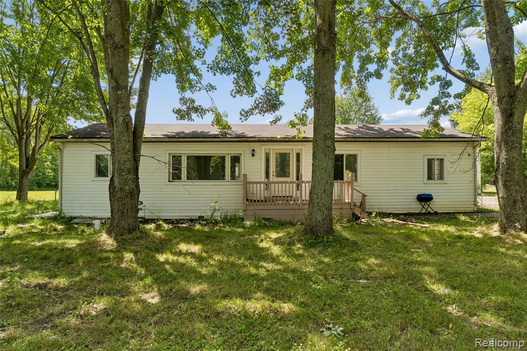 2362 Johnson Road, North Branch, MI 48461