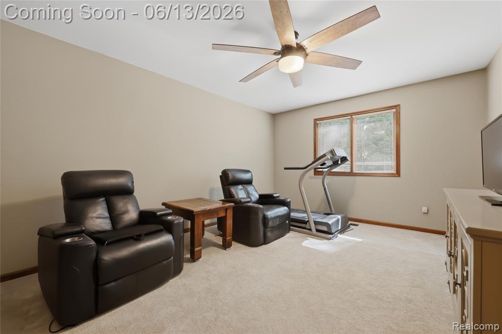55380 Theo Drive, Shelby Twp, MI 48315 — Photo 34