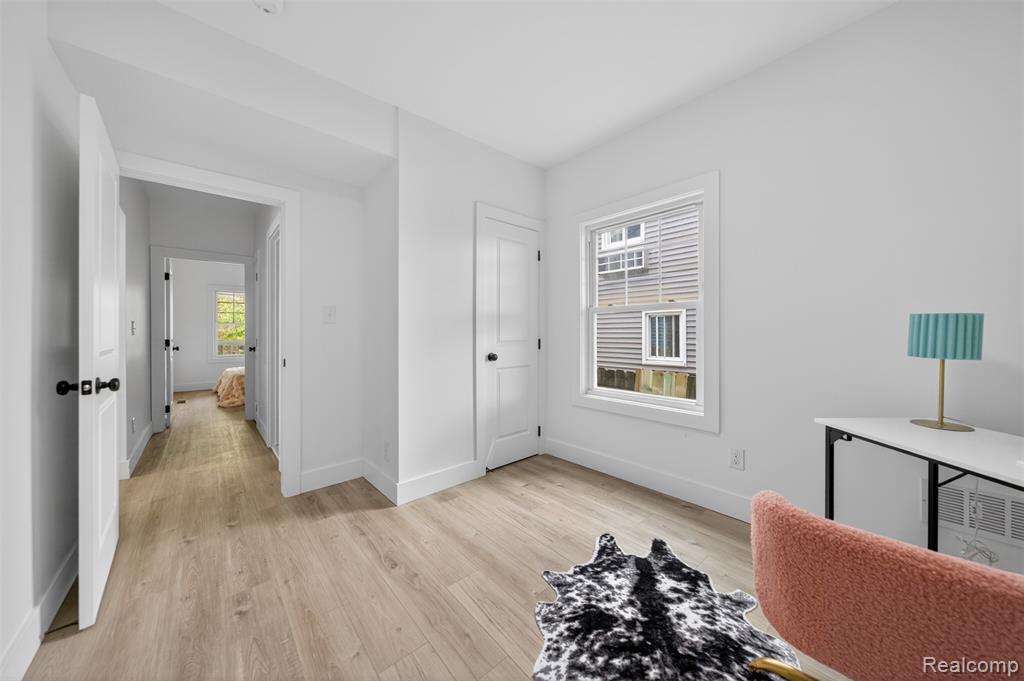 23313 Carlisle Avenue, Hazel Park, MI 48030 — Photo 17