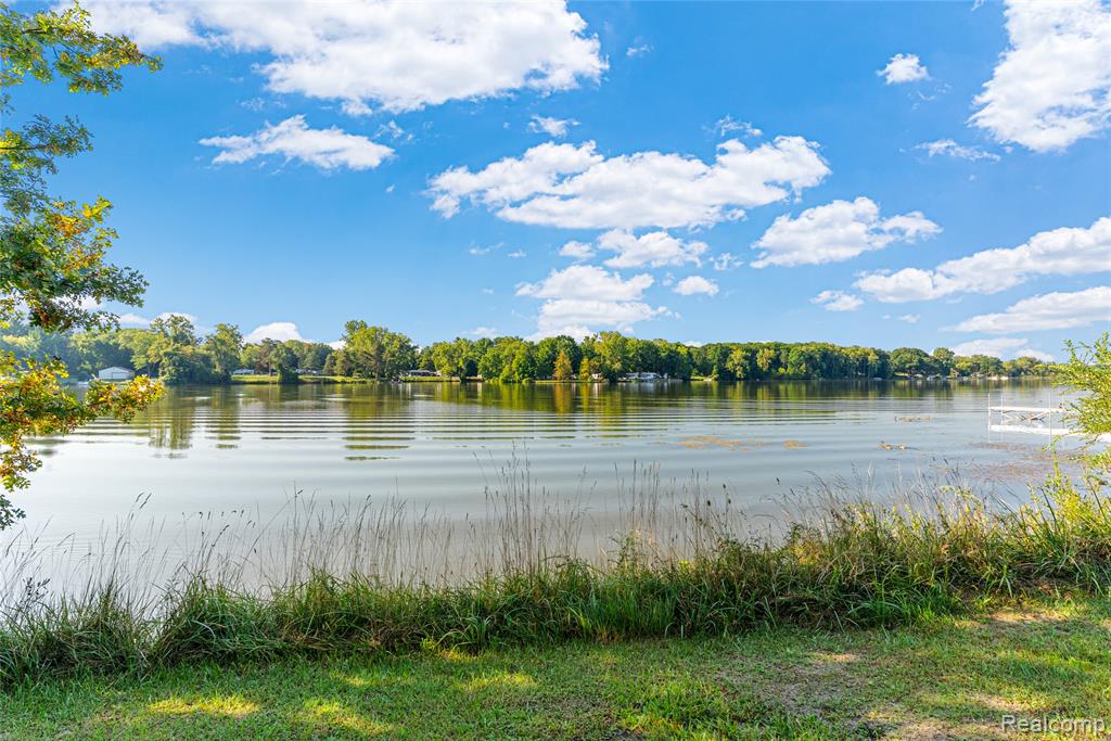 3456 E Pierson Road, Flint, MI 48506 — Photo 6